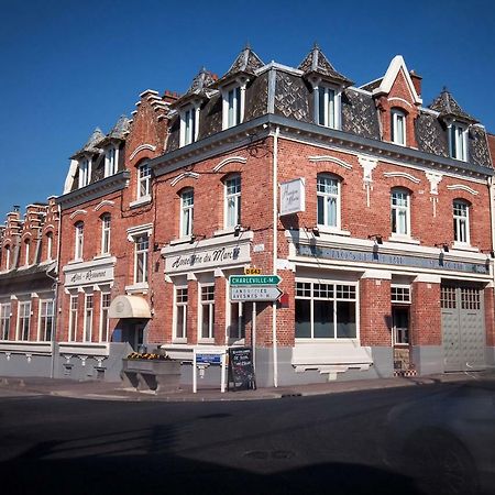 Logis - Hostellerie & Restaurant Du Marche Le Cateau-Cambresis Exterior foto
